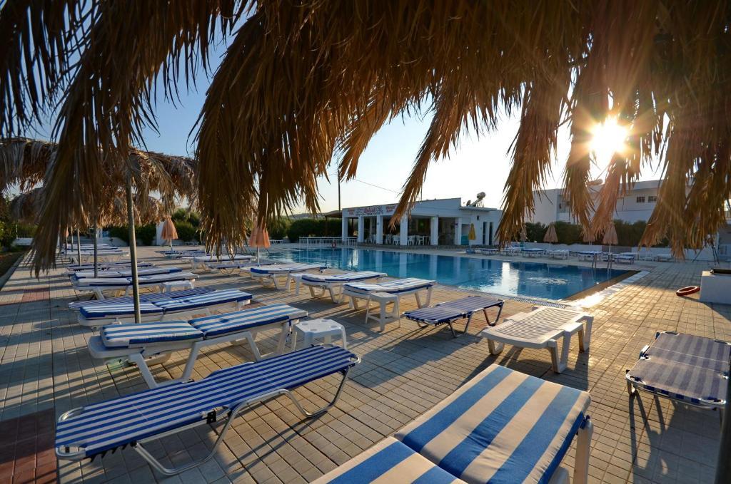 Nikos 2 Studios & Apartments Kardamena  Экстерьер фото